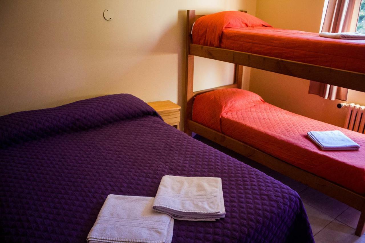 Hostel De La Plaza Amalia San Carlos de Bariloche Extérieur photo